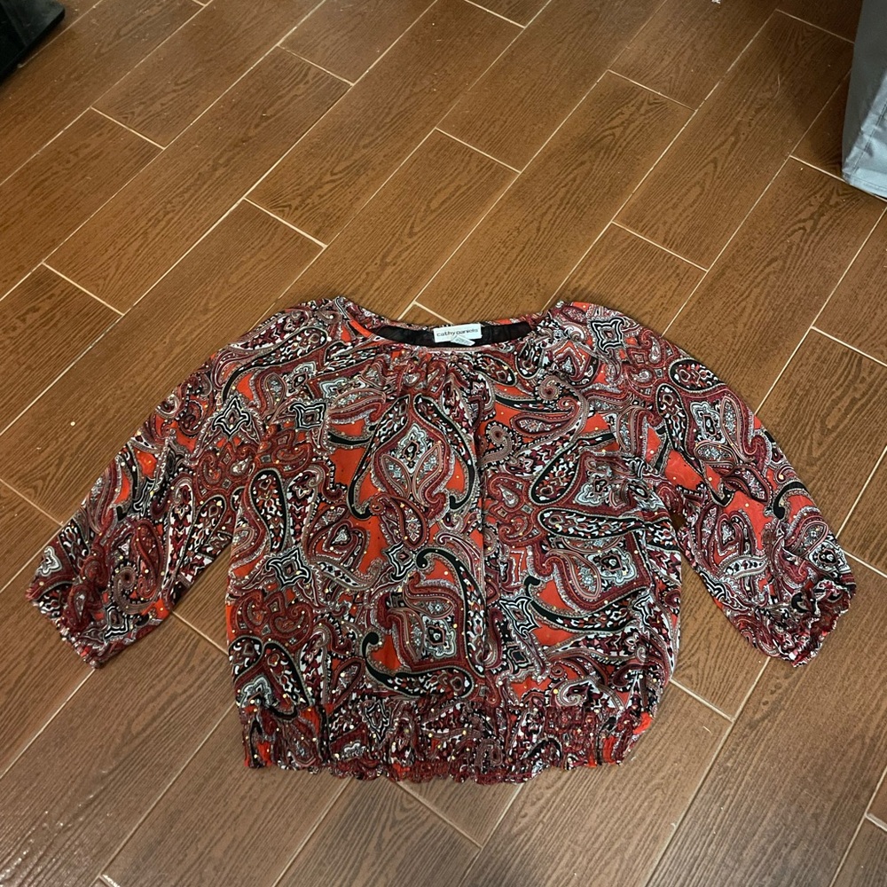 Cathy Daniels Gold bling Red Paisley blouse Scoop Neck quarter Sleeve Size Large - Picture 4 of 16